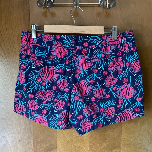 Lilly Pulitzer Callahan Short in Jammin Fish Size 10 - Picture 2 of 6